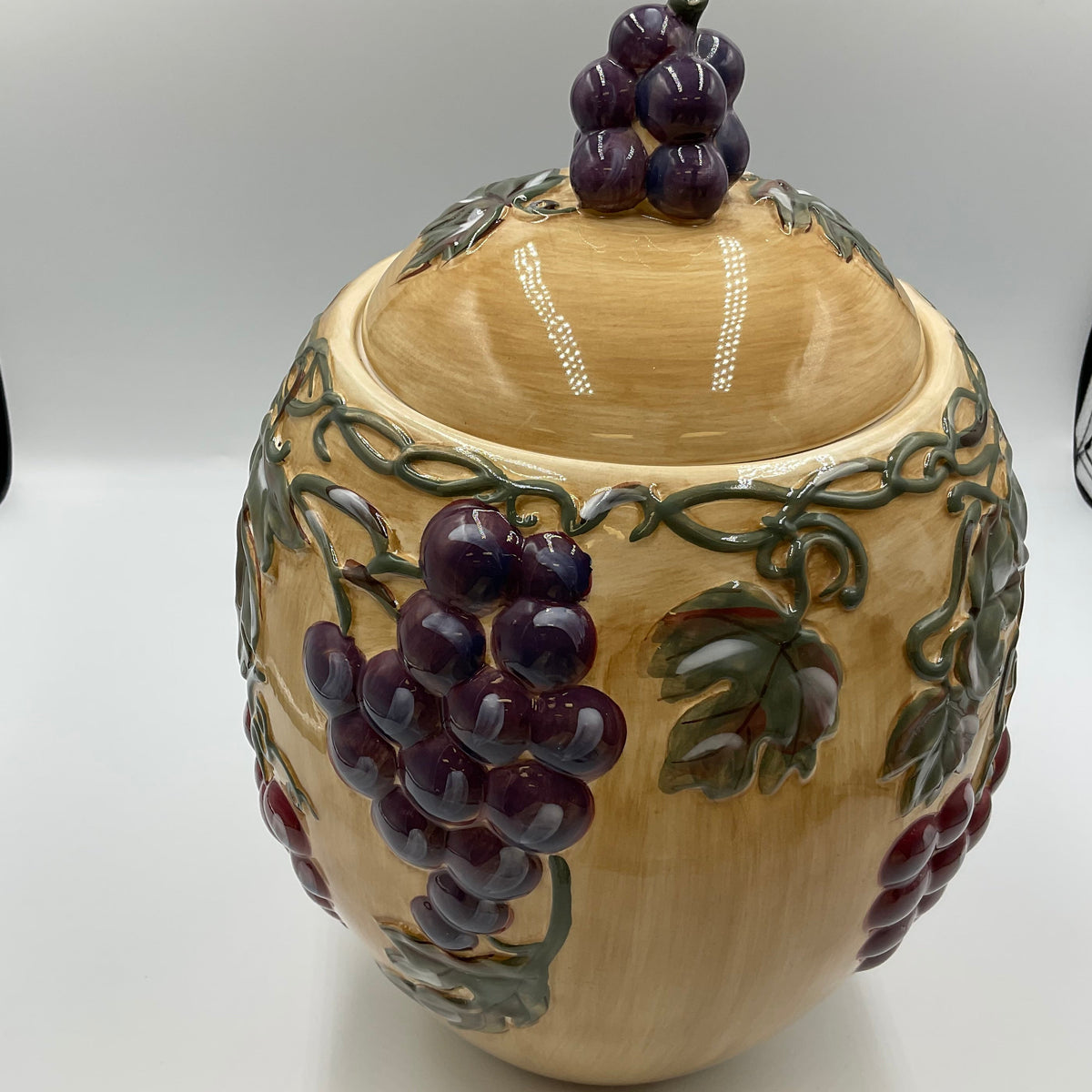 Meritage Ceramic Grape Vine Covered Canister Jar Raised Fruit Design