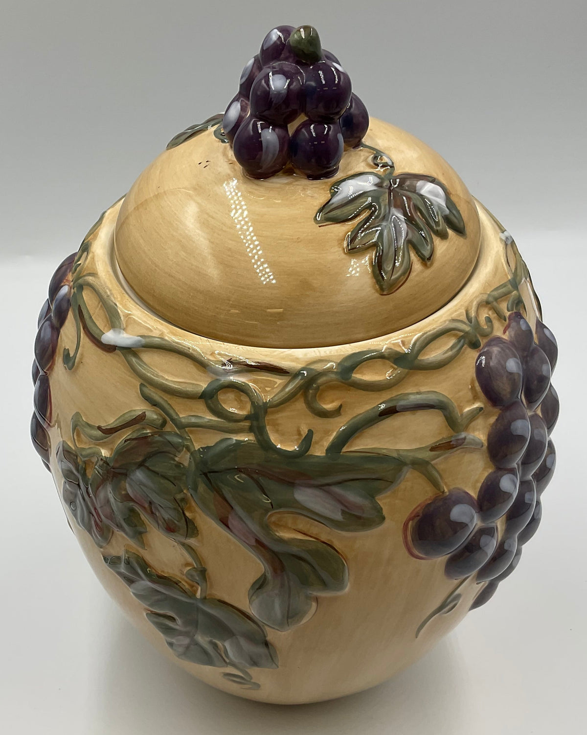 Noble Excellence Meritage Grape Vine Ceramic Covered Canister Jar