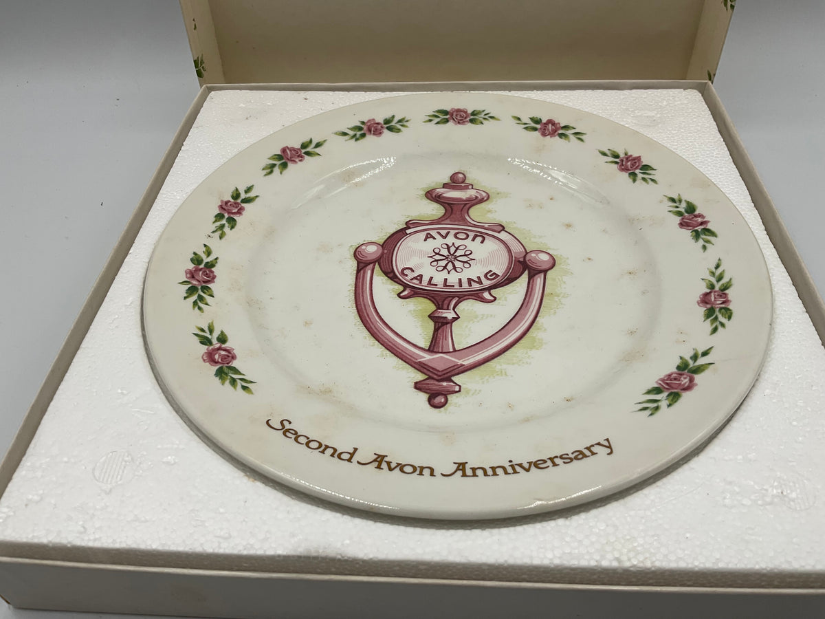 Vintage Second Avon Anniversary “The Avon Doorknocker” Collector Plate