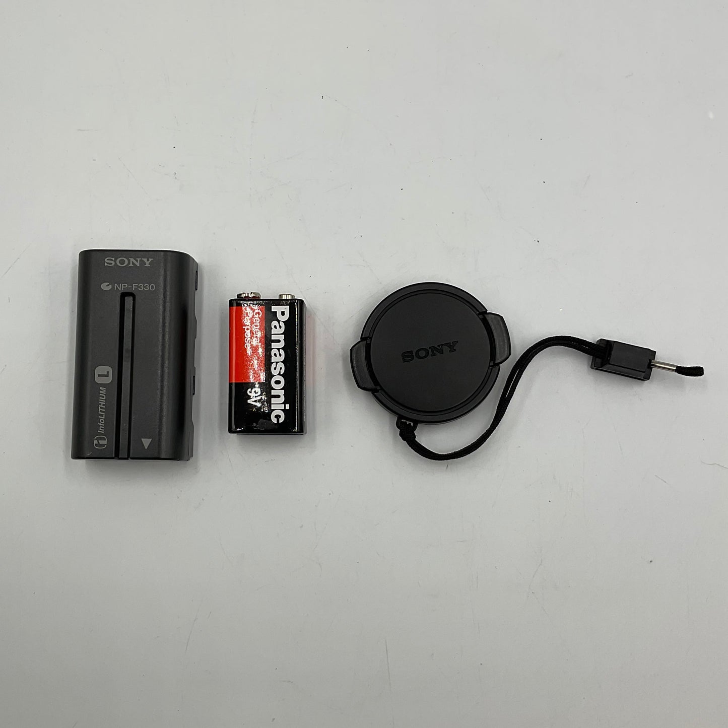 Ready NK Sony Handycam Vision CCD-TRV58 Untested Video Recorder