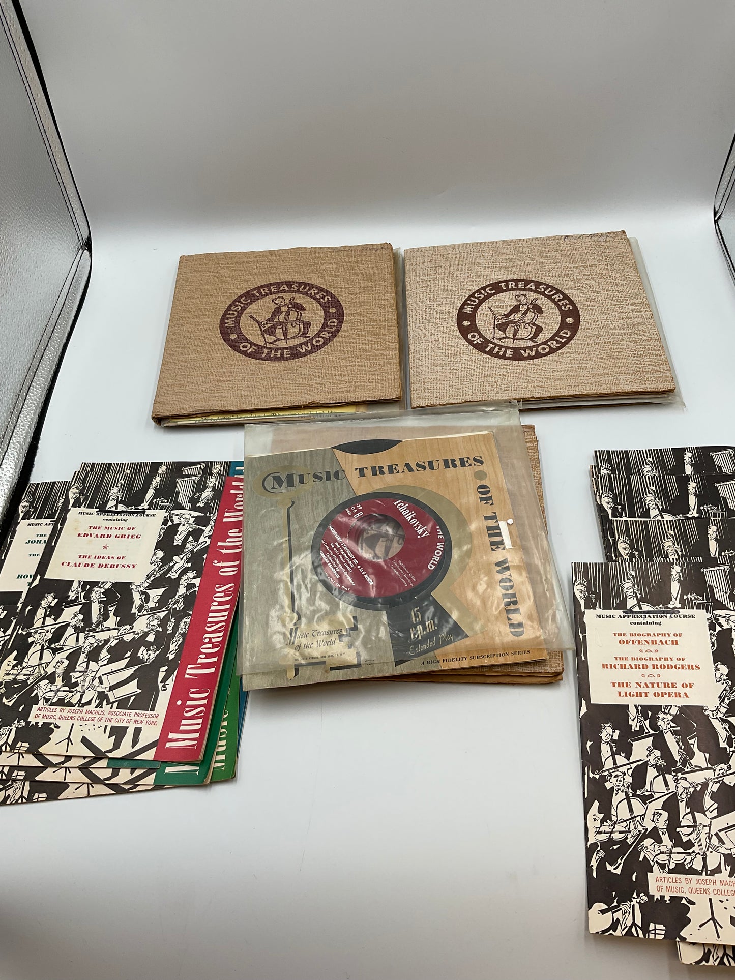 Vintage Music Treasures Of The World From High Fidelity Subscription Series
