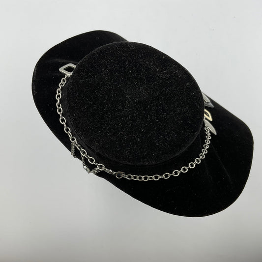 Square and Circle Design Necklace