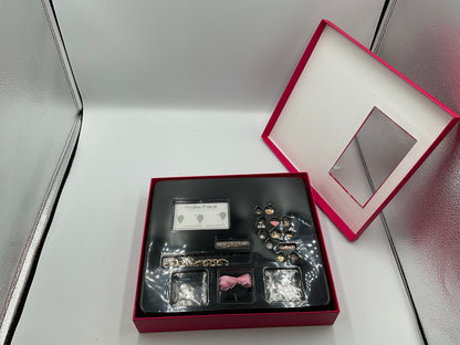 Juicy Couture Charm Bracelet Gift set w/ box