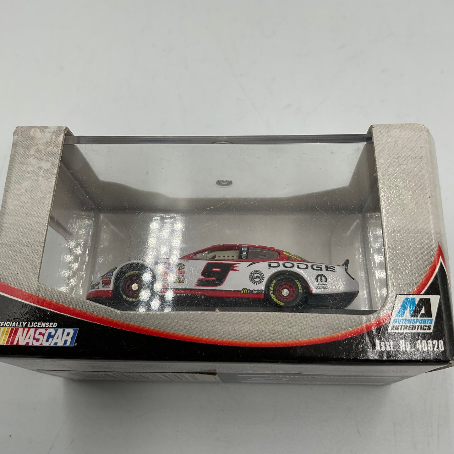 NASCAR Winner’s Circle  #9 Kasey Kahne Die-Cast Replicia Unopened