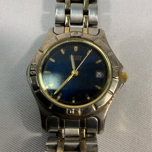 Citizens Quartz Two-Tone Men's Watch 675530 G-N-0-S-6 Pre-Owned Fair Condition