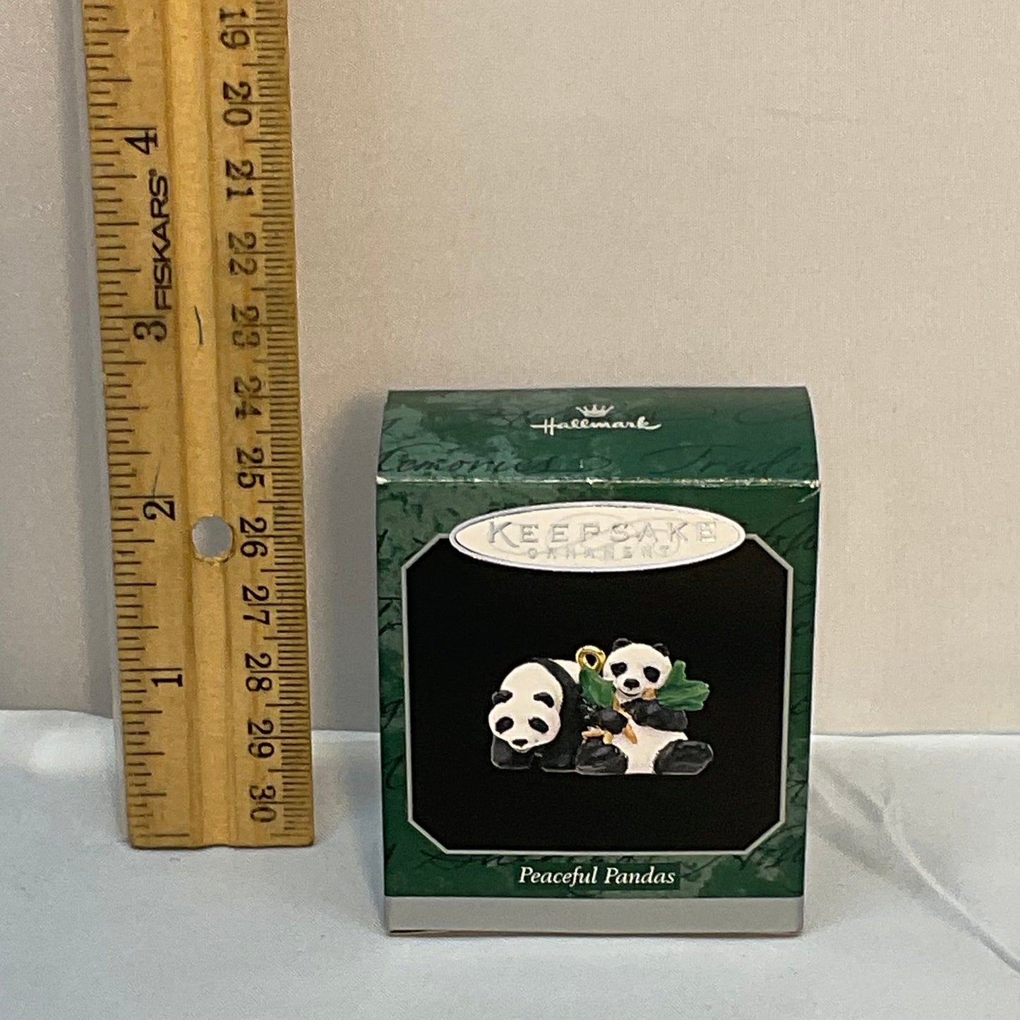1998 Hallmark Keepsake Miniature Ornament "Peaceful Pandas" NIB Noah's Ark