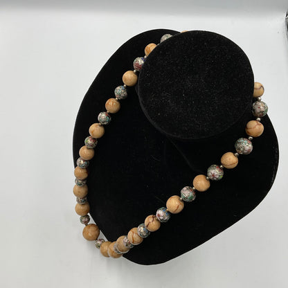 Ball Bead Tan Silvertone Red Vein Design Necklace Fashion Jewelry