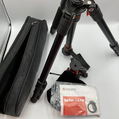 Geekoto Tripod In Carrying Case