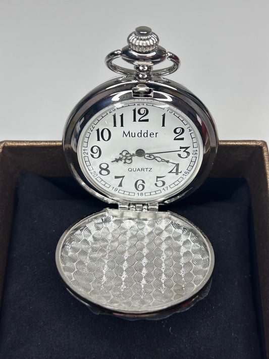 Mudder Pocket Watch Brand New in Box Classic Smooth Vintage Style Silvertone