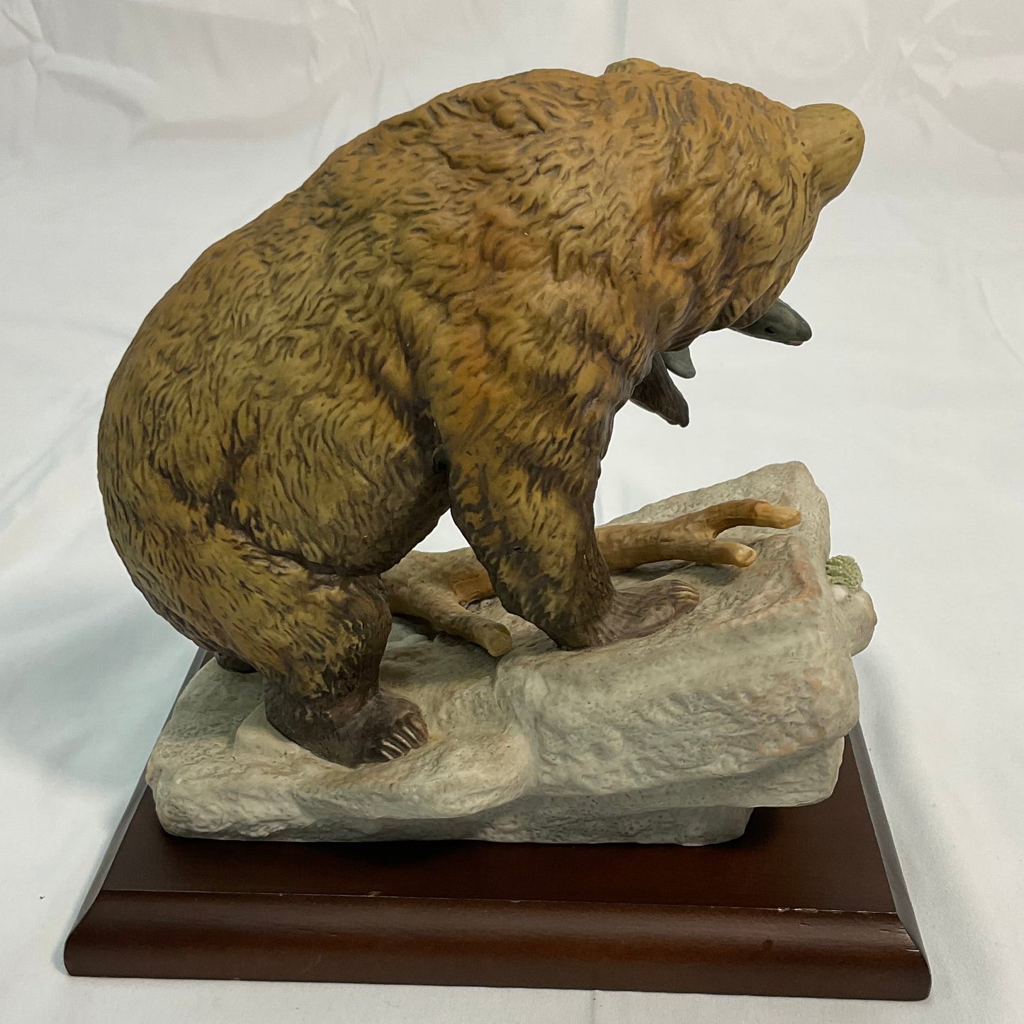 Brown Bear Vintage 1994 Homco Masterpiece Porcelain Endangered Species Series