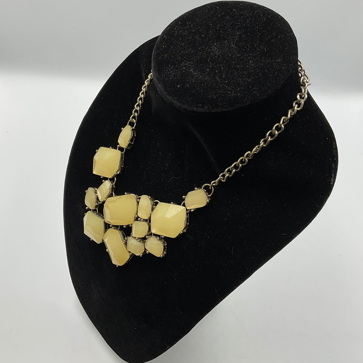 Large Whitish Yellow Stone Thick Chain Necklace