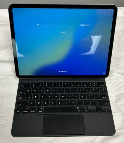 iPad Pro 11-inch 3rd Generation with Magnetic Keyboard BT001697